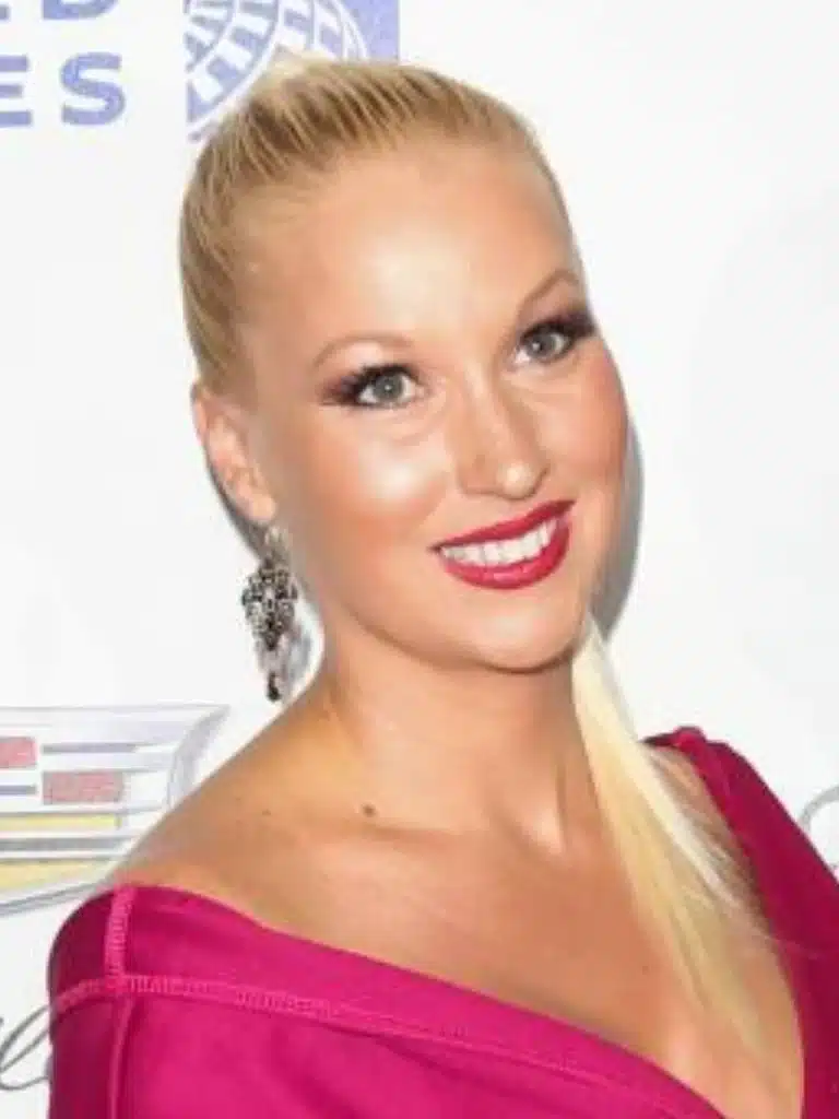 Amanda Moore Biography: Wiki, Age, Career, Height, Weight, Boyfriend, Net Worth & More